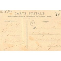 TREVIERES : rue de l'eglise, rail, eglise en fond - etat