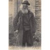 NORMANDIE : types et costumes, un mendiant - tres bon etat