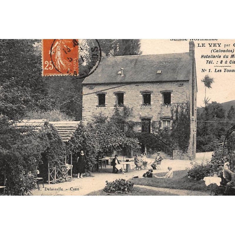LE VEY : hotellerie du moulin, n°& les tonnelles - tres bon etat