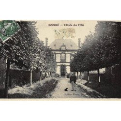 DOZULE : l'ecole des filles - tres bon etat