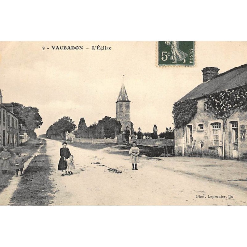 VAUBADON : l'église - tres bon etat
