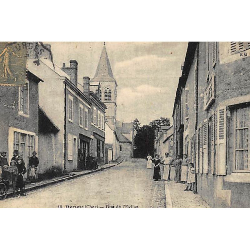 BENGY : rue de l'église - très bon état