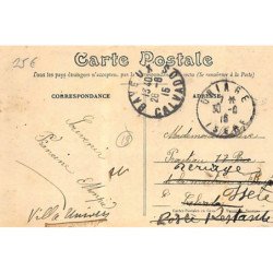 CHARENTON : la place du marché - très bon état