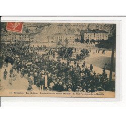 GRENOBLE : Les Grèves, Funérailles du Soldat Mollier, le convoi place de la Bastille - très bon état
