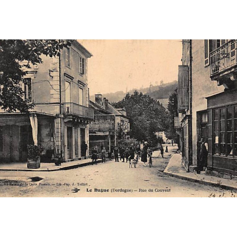 LE BUGUE : rue du couvent - état
