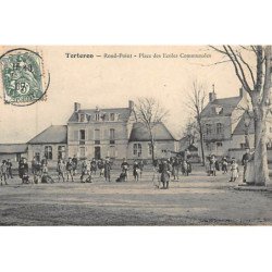 TORTERON : le rond point - place des écoles communales - très bon état