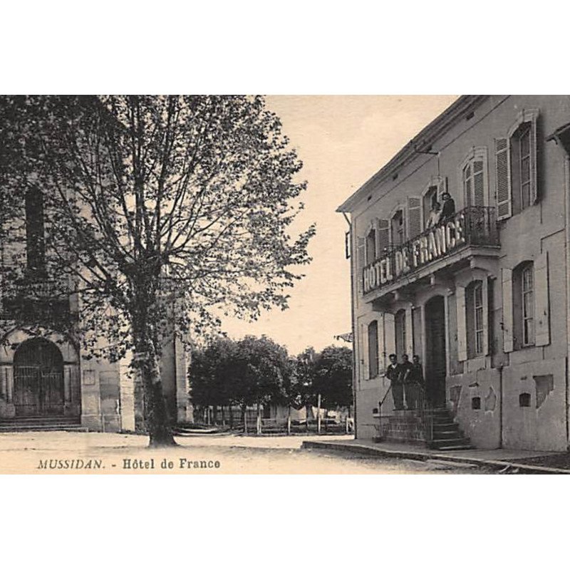 MUSSIDAN : hotel de France - très bon état