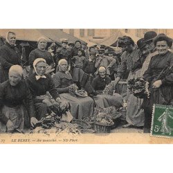 LE BERRY : au marché (ND photo 37) - très bon état