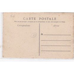 MONTALIVET LES BAINS : un coin des dunes après un ouragan et cabanes détruites - très bon état