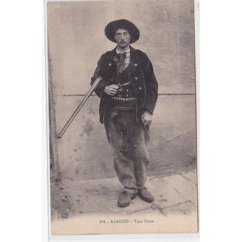 AJACCIO : type corse (chasseur) - très bon état