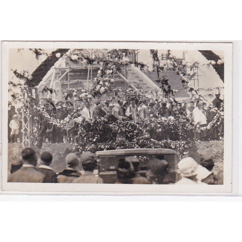 SAINT QUENTIN : carte photo (procession) (photo LEMARECHAL) - très bon état