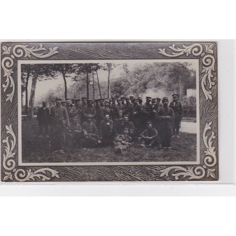 A LOCALISER : 1914/18 - carte photo de soldats français et anglais (militaire - guerre)