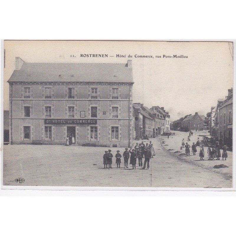 ROSTRENEN : hotel du commerce rue Pors Moëllou - très bon état ROSTRENEN : hotel du commerce rue Pors Moëllou - très bon état