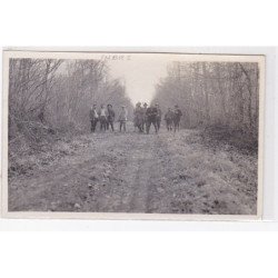 MEZIERES EN BRENNE : photo format cpa (chasse) - très bon état