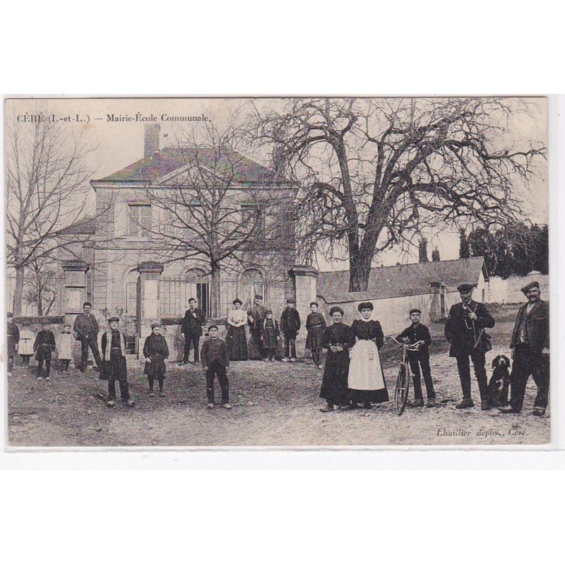 CERE : mairie école communale (chasseur) (chasse) - très bon état