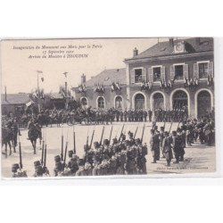 ISSOUDUN : inauguration du monument aux morts en 1911 - arrivée du ministre - état