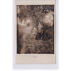 Carte photo d'un chasseur (photo FERRAND à BOURG) - très bon état