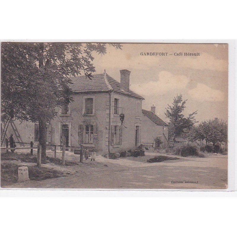 GARDEFORT : le café HERAULT - très bon état