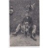 LE RAINCY : un homme et son chien "Lionne" le 1er Juin 1910 - état