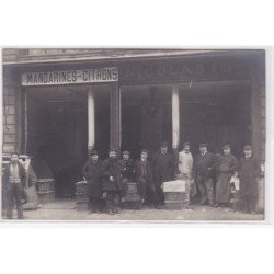 PARIS 1er : carte photo d'un magasin (mandataire) du quartier des Halles - NICOLAS frères - très bon état