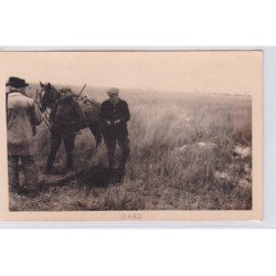 carte photo d'une scène de chasse sur la route d'UZES à 9 km de Nimes - très bon état