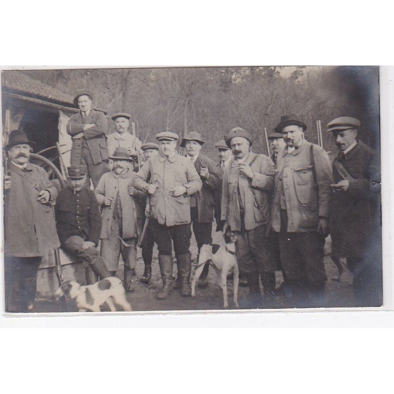 FORET D'ORLEANS : carte photo d'une scène de chasse à tir (Sologne ) - très bon état