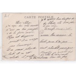 HOMMES : l'hotel du Cheval Blanc (Cartreau Dubois) et la place principale - très bon état