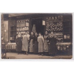 PARIS : carte photo d'un magasin de bombons à localiser - très bon état