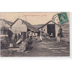 LA CROIX SAINT LEUFROY : la scierie (bois) - très bon état