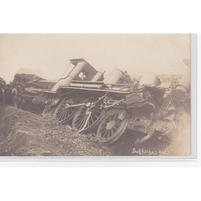 Environs de BLOIS : carte photo d'un accident de train (photo Paul ROCHAS) - très bon état