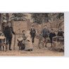 COIGNIERES : intérieur de garde-chasse - bon état (un léger pli)