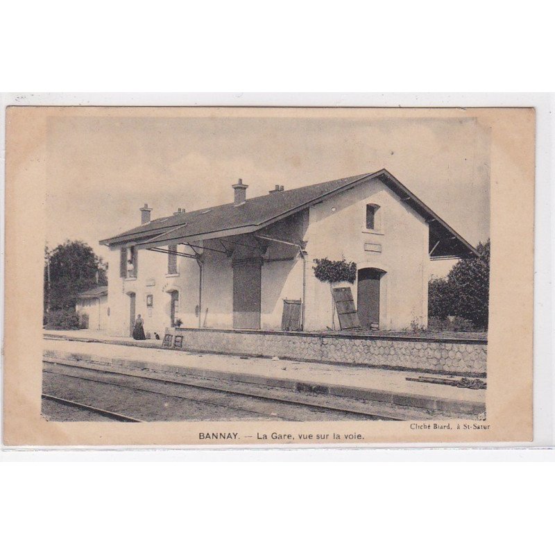 BANNAY : la gare - très bon état