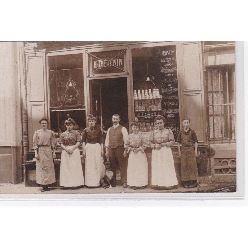 PARIS 9 ème : carte photo de l'épicerie THEVENIN (37 rue Caumartin) - bon état (un coin plié)