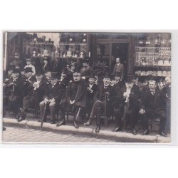 VERSAILLES : carte photo de notables aux commémorations du 11 novembre 1919 - très bon état