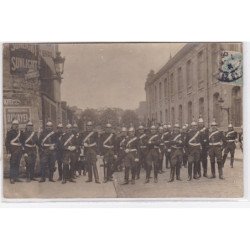 PARIS 20ème : carte photo des grèves de 1906 (militaire) - très bon état