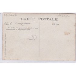 Carte photo : les Biards - chasse au blaireau - l'arrivée des chasseurs - très bon état