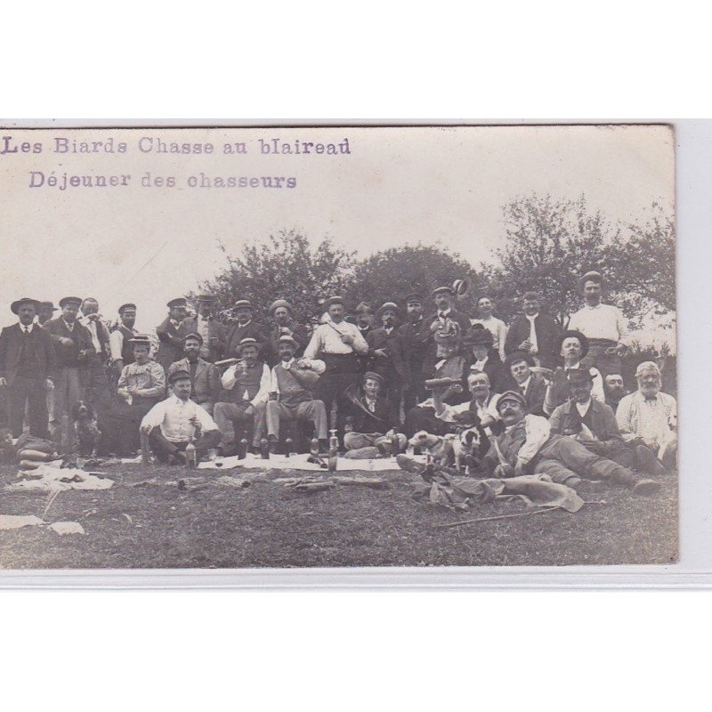 Carte photo : les Biards - chasse au blaireau - le déjeuner des chasseurs - très bon état