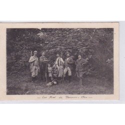 LES MAS DE THOURON en 1900 : chasseurs vers 1905 - très bon état