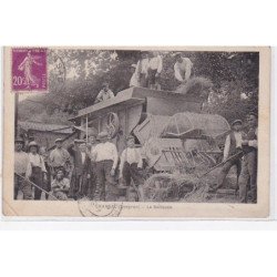 CRANSAC : la batteuse (agriculture - battage) - bon état (un coin plié)