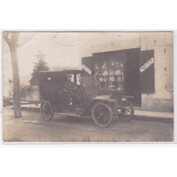 VALS : carte photo d'une bijouterie et éditeur de cartes postales (automobile) (photo de Leyronnas) - très bon état