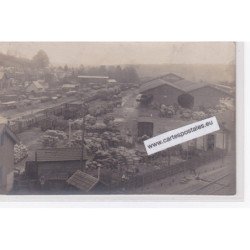 LISIEUX : carte photo des grèves (sacs de pommes bloqués à la gare) - très bon état