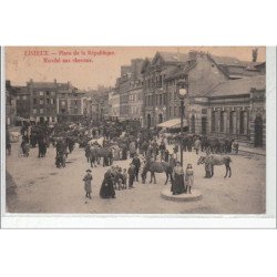 LISIEUX : place de la République - marché aux chevaux - très bon état