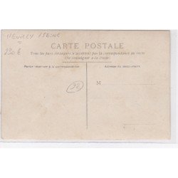 NEUILLY SUR SEINE : carte photo de marchands de vins - très bon état