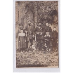 Chateau de VILLOTRAN : carte photo d'une scène de chasse (chasseurs) - très bon état