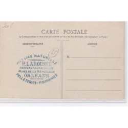 ORLEANS : naturaliste préparateur du musée LAROUSSE - très bon état