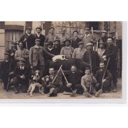 MOLINEUF : carte photo d'un retour de chasse au sanglier - très bon état