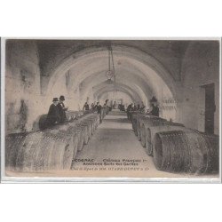 COGNAC : Château François Ier - ancienne salle des gardes - très bon état