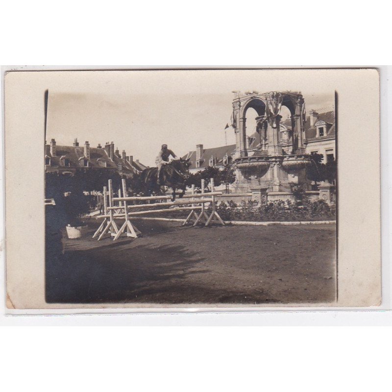 CHATEAUDUN : carte photo du concours hippique en 1924 - très bon état CHATEAUDUN : carte photo du concours hippique en 1924 - très bon état