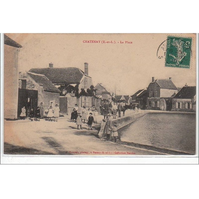 CHATENAY : la place - très bon état
