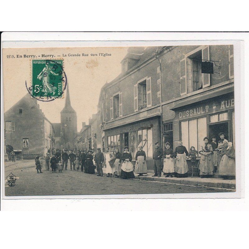 HERRY : La Grande Rue vers l'Eglise - très bon état